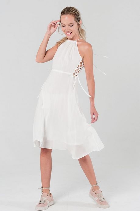 Witte jurk met open rug
