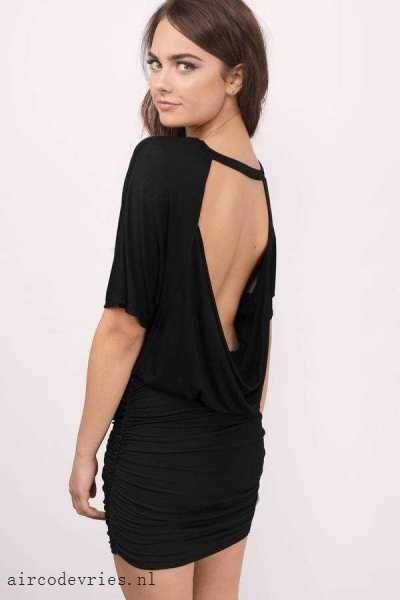 Zwart cocktail jurk met open rug