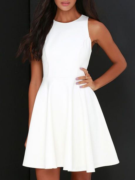 Witte flare jurk