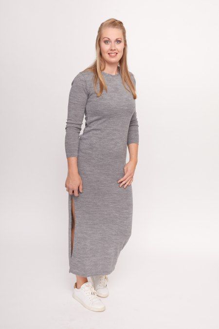 Lange grijze jurk met split