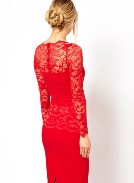 Feestelijke rode jurk