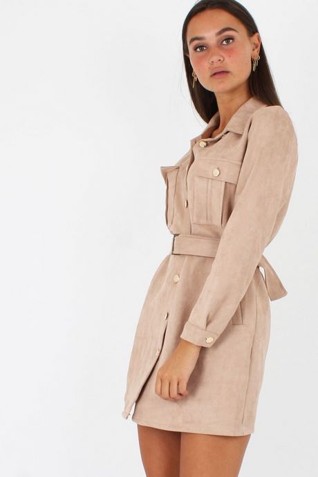 Beige jurk lange mouw