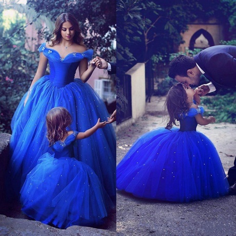Blauwe jurken bruiloft