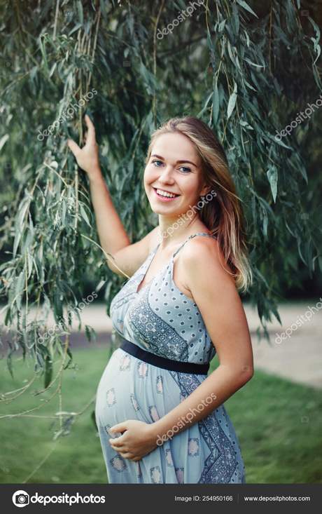 Lange jurken voor zwangere vrouwen