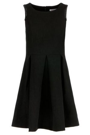 A lijn zwarte jurk